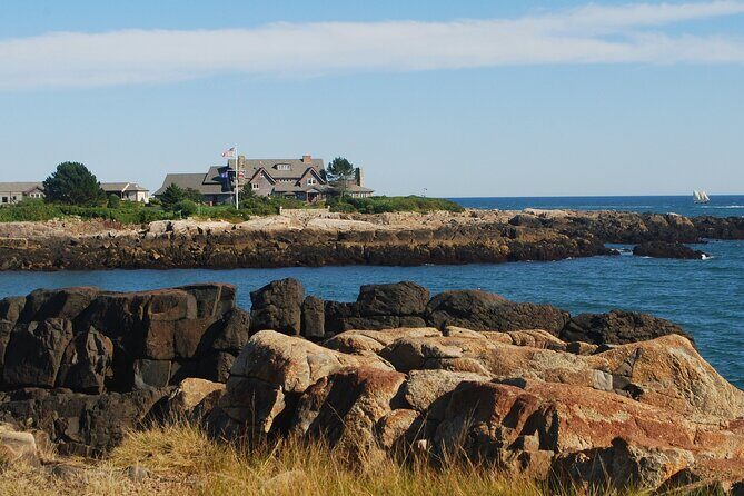 6 Hours Private Lighthouses and Kennebunkport Tour in Portland - A smart day plan: Portland viewpoints, then Kennebunkport shoreline