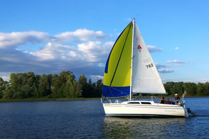 90 Minute Sailing Tour of Portland - 90 Minutes on the Willamette: The Big Idea