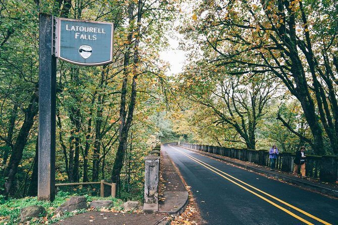 Afternoon Half-Day Multnomah Falls and Columbia River Gorge Waterfalls Tour from Portland - Multnomah Falls and Benson Bridge: Oregon’s top waterfall scene