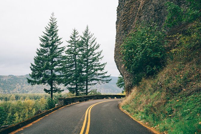 Afternoon Multnomah Falls and Gorge Waterfalls Tour - Private group feel: why it changes the whole experience