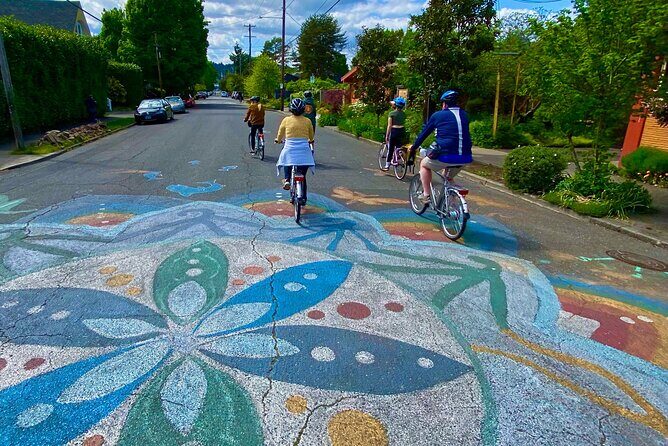 Bike Around Portland Oregon: Art, Culture, Bridges, Poetry - Meeting at 833 SE Main Street: get your bike and settle in