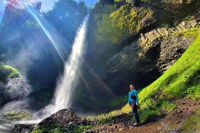 Columbia Gorge Waterfalls and Mt. Hood Tour - Full Day - Horsetail Falls and the ride back through Beacon Rock views