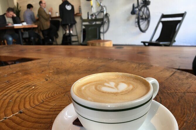 Doughnuts and Coffee Bike Tour: Local Secrets - Ladd’s Addition: Labyrinth-Style Streets and the Food-Cart Origins Mood