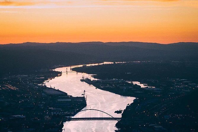 Downtown Portland Air Tour by Envi Adventures - The Portland Welcome Sign: A Quick Icon Check-Off