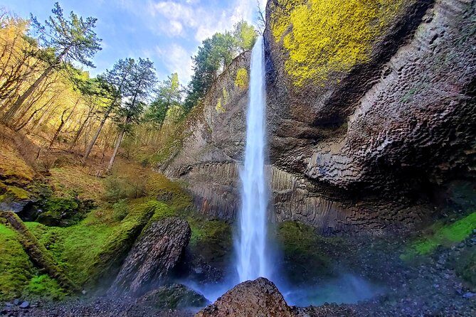 Half Day Columbia River Gorge Waterfalls Tour - Multnomah Falls and Benson Bridge: the main event