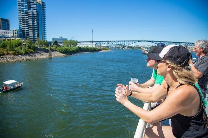 Happy Hour Sightseeing Cruise - OMSI and the USS Blueback: Museums Meet Water