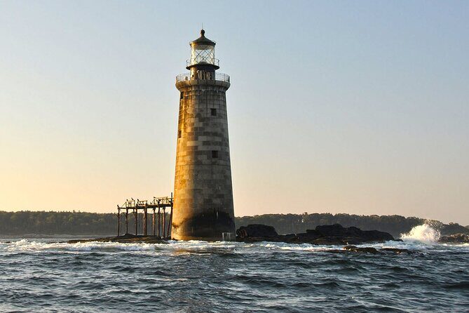 Maine Fall Foliage Private Lobster Boat Cruise with Local Drinks - Key points to know before you go