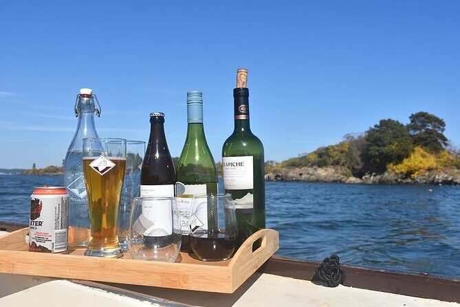 Maine Fall Foliage Private Lobster Boat Cruise with Local Drinks - Price, group size, and when this feels like a smart deal