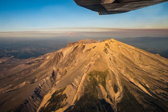 Mt. St. Helens Air Tour by Envi Adventures - Stop: Mt. St. Helens crater views and the May 18, 1980 story