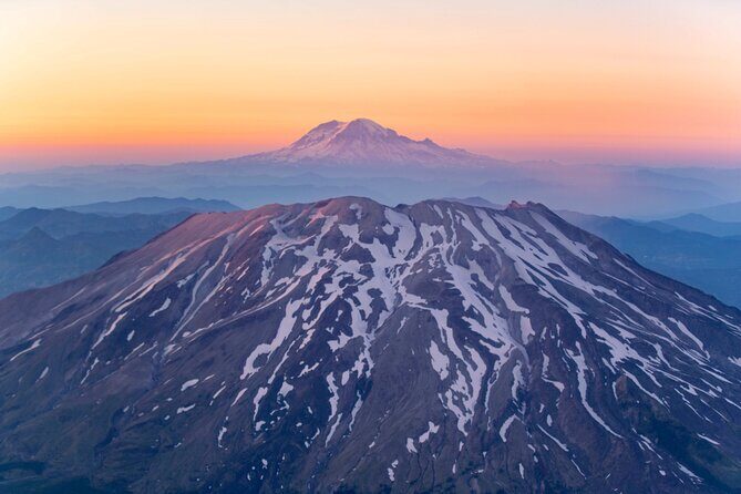 Mt. St. Helens Air Tour by Envi Adventures - Your pilot matters more than you think