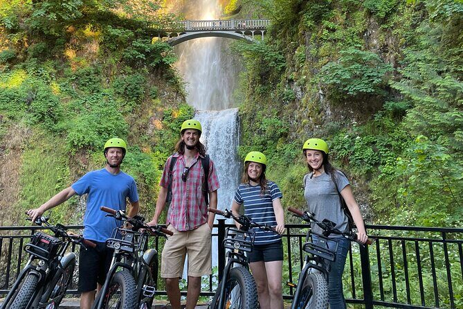 Multnomah Falls Ebiking Tour to 6 Columbia River Gorge Waterfalls - The E-bike Setup: Height Fit, Helmets, Locks, and Real-World Checks