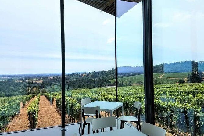 Oregon Wine Tour-Full Day Tour with Lunch Stop - Pickup from Portland: how the van day really starts