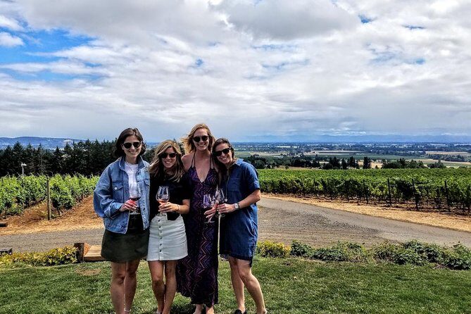 Oregon Wine Tour-Full Day Tour with Lunch Stop - Stop One and the mid-day flow: tasting smart, not rushing