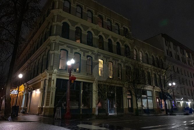 Phantoms, Penance, and Poltergeists: Portland Ghost Tour - Stop 1: Harlow Hotel and the appeal of spectral hallways