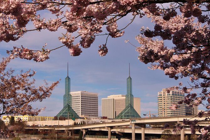 Portland Afternoon City Tour - Pioneer Courthouse Square: Downtown’s living room and event hub