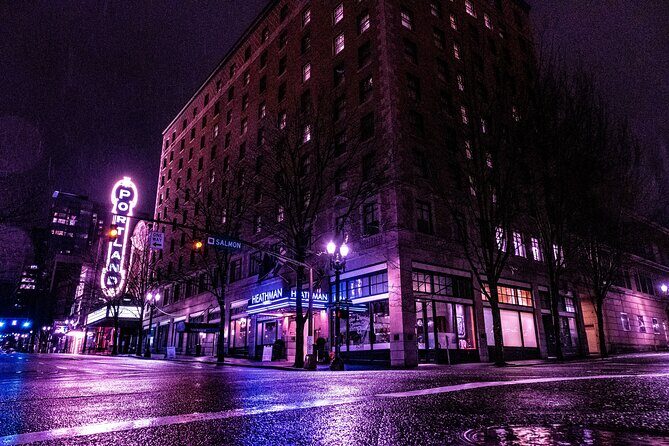 Portland Ghosts Boos and Booze Haunted Pub Crawl - Portland Ghosts Boos and Booze Pub Crawl: the vibe you should expect