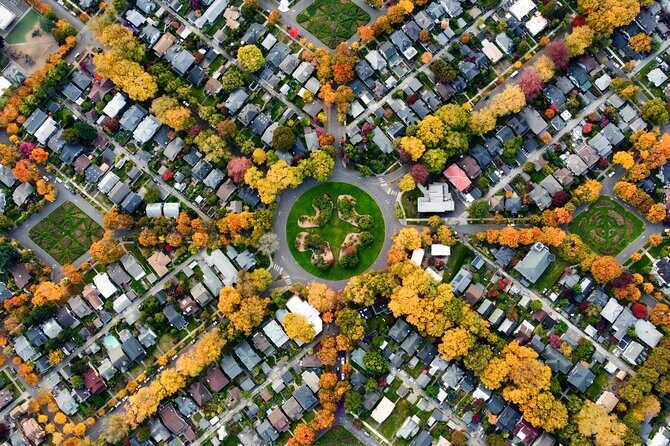 Portland, Oregon City Tour: Parks, Plazas and Views - Washington Park and the “Secret Garden” Stop