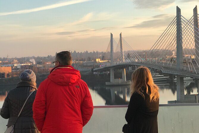 Portland, Oregon City Tour: Parks, Plazas and Views - South Waterfront Park: Engineering, Transit, and a New Neighborhood Story