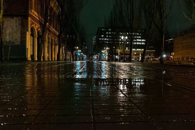 Portland Ultimate Dead of Night Tour - $33 and 90 minutes: the value behind the dead-of-night pace