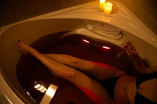 Portland: Wine Tasting + Vinotherapy Tub Soak at The Wine Spa - Wine tasting with three Oregon wines (and a full glass)