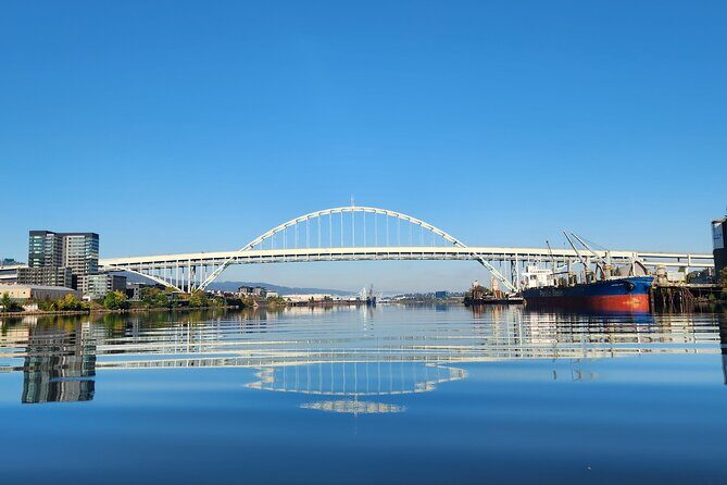 Portland's Ultimate 12 Historic Bridges' Scenic Boat Tour - Price and value: what $395 really means for your group