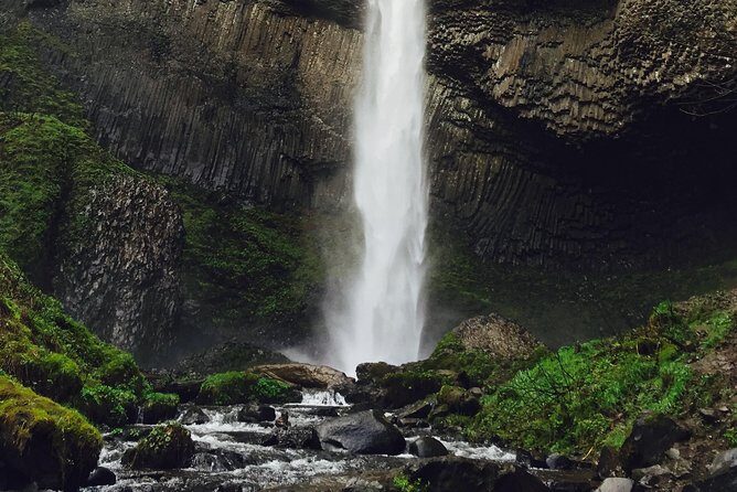 Private - 1/2 day Columbia River Gorge & Waterfalls Tour From Portland - Columbia River Gorge Stop: Viewpoints, Water, and Gorges in Motion