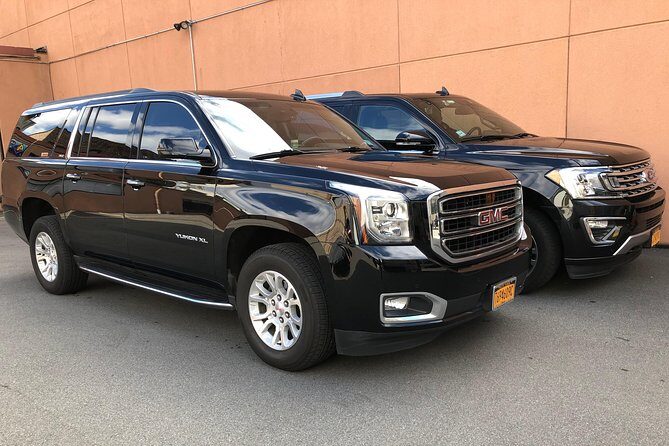 Private Departure Transfer to Portland Airport (PDX) - Your car choice: sedan comfort vs SUV room (and what it means for luggage)