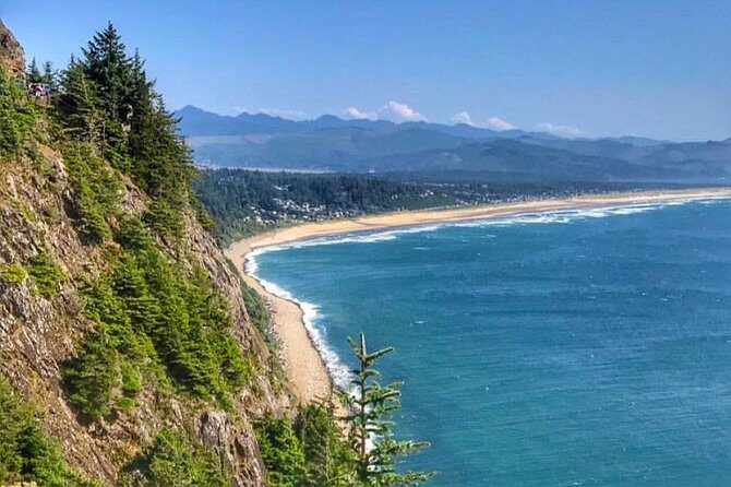 Private Oregon Coastal Tour to Cannon Beach and Haystack Rock - Manzanita Beach: Seven Miles of Sand and a Walkable Downtown