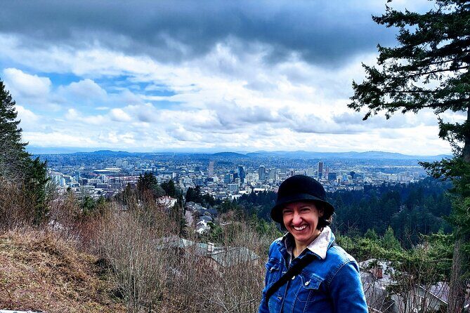 Private Portland Discovery Tour - The Landmark Drive: Bridges, Churches, Museums, and Big Portland Signs