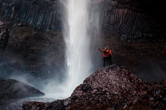 See Multnomah, two waterfalls & Vista House (Transport Included) - Small-group comfort and guide-style facts that make the views click