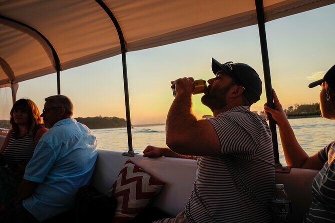 Small Group Sunset Lighthouse Boat Cruise With Local Drinks - Fort Gorges, Lighthouses, and Peaks: How to Read What You’re Seeing