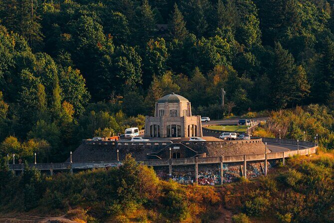 Stunning Air Tour of the Columbia River Gorge by Envi Adventures - Low-Flying Gorge Views: What You’re Really Paying For