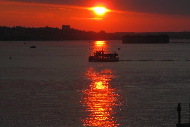 Sunset Lighthouse Cruise Tour from Casco Bay - The lighthouse lineup: From George Washington’s light to Bug Light