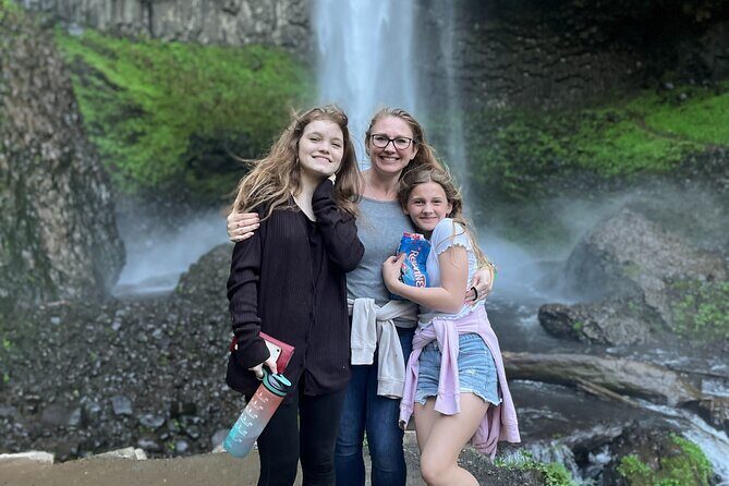 Sunset Tour of Multnomah Falls plus Vista House and Other Falls - Crown Point State Park: the sunset finale you’ll remember