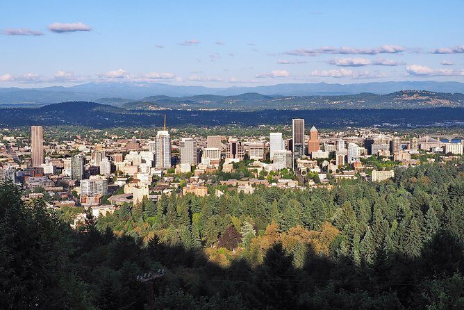 'The Best of Portland' City Tour: Small-Group Sightseeing Tour - Luxury pickup and the morning food that sets the tone