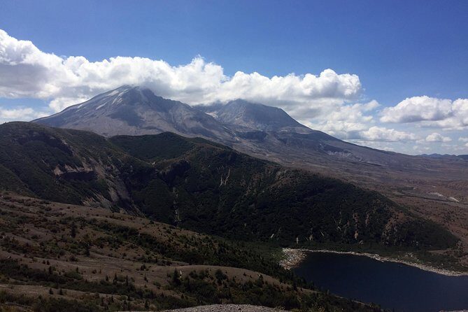 The Mt St Helens Adventure Tour from Portland - Visitor centers and the stories behind the rocks