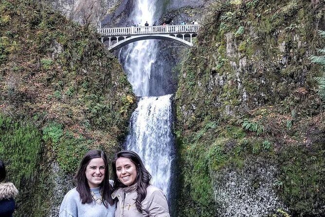 Waterfalls & Wine Tour-Multnomah Falls,Vineyards,Hood River Combo - Columbia Gorge starts at Vista House (and it sets the tone)