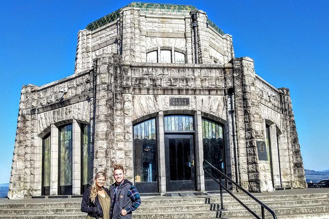 Waterfalls & Wine Tour-Multnomah Falls,Vineyards,Hood River Combo - Guide energy and timing: what makes the day feel easy