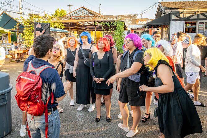 Weird Portland Pub Tour - How the guide and group size make it feel interactive